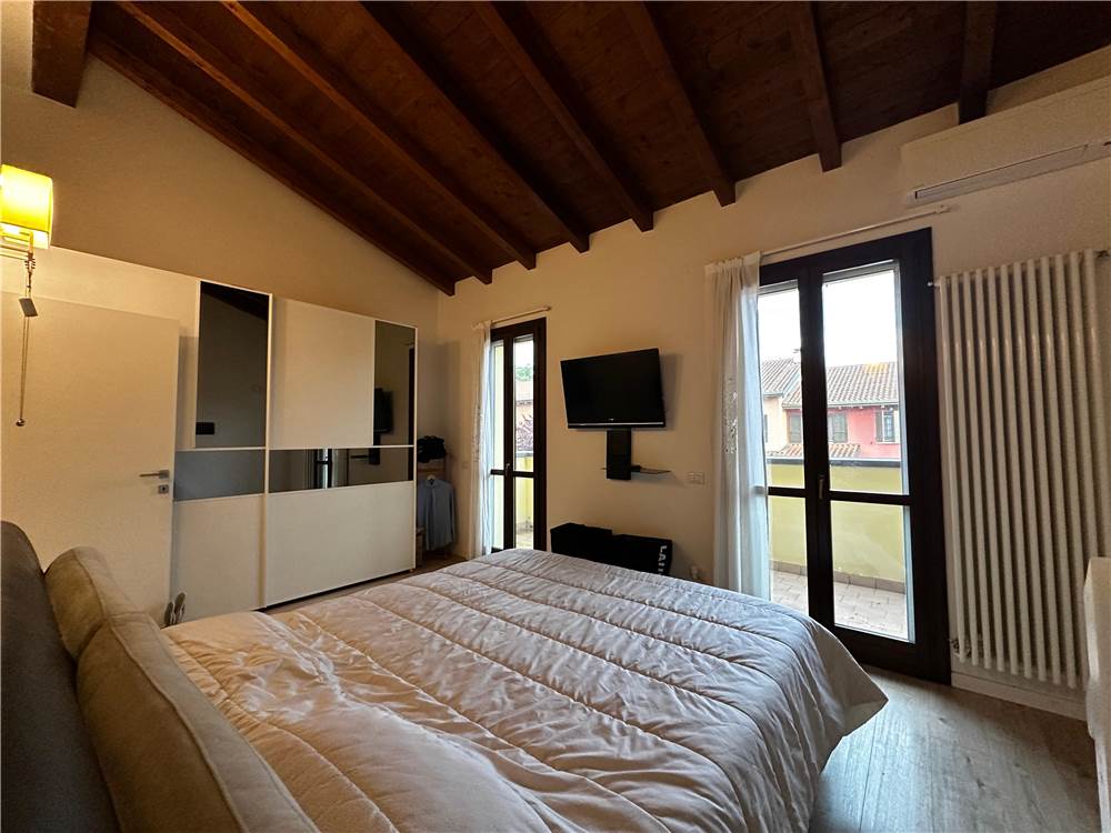 CAMERA 1