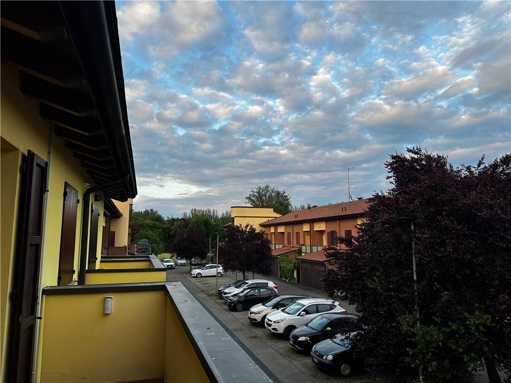 ESTERNO CASA SUD EST