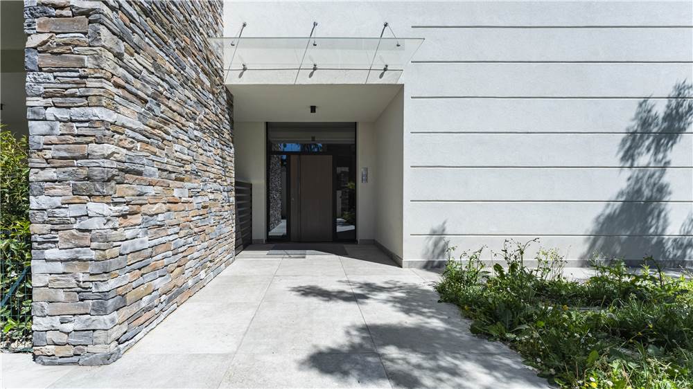 INGRESSO CONDOMINIALE