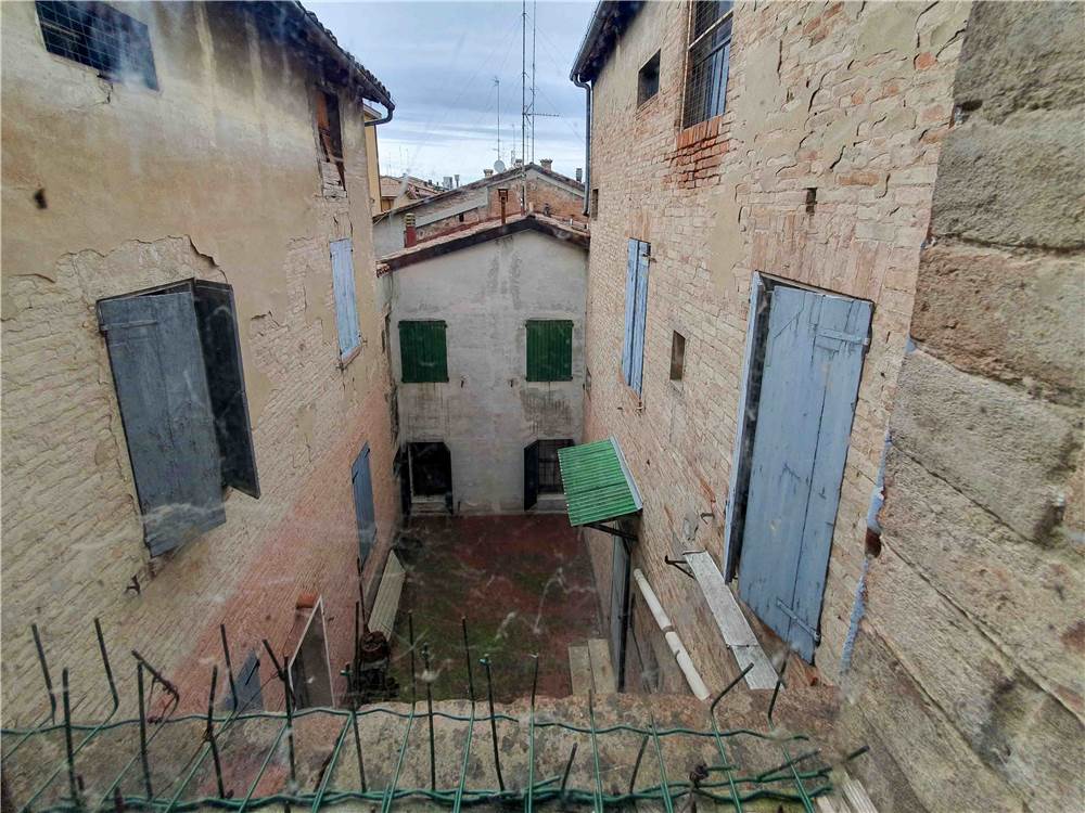 esterno